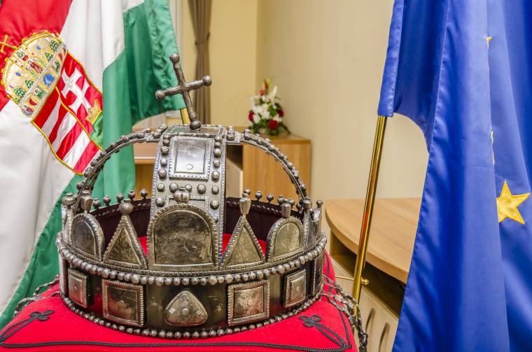 A koronakészítő kovácsmester