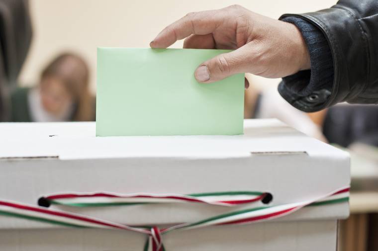 Magyarországi testvértelepülésükön szavaztak a parajdiak