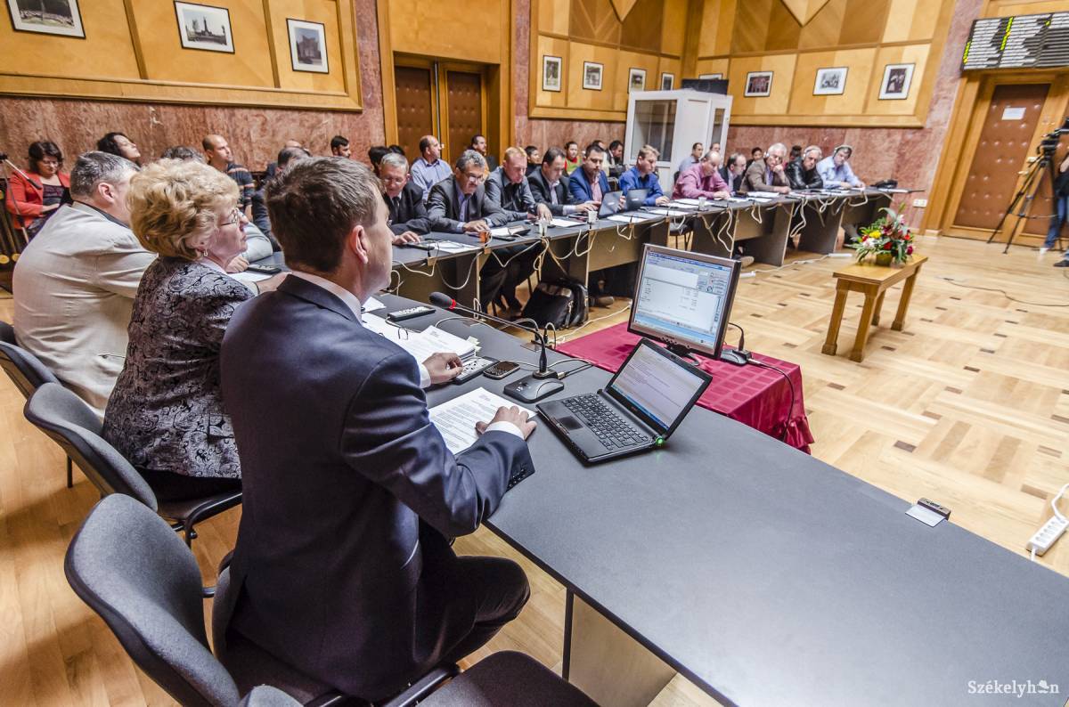 &bullet;  Fotó: Veres Nándor