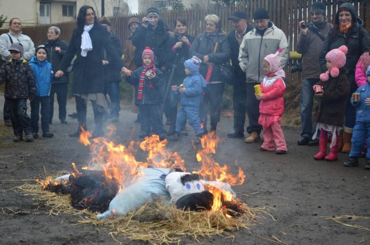 Farsangtemetés a Tulipán óvodában