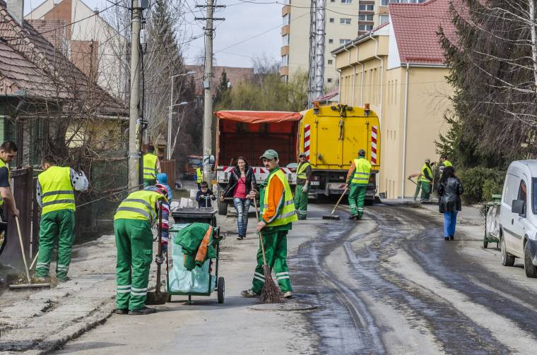 A központban kezdik el a tavaszi nagytakarítást