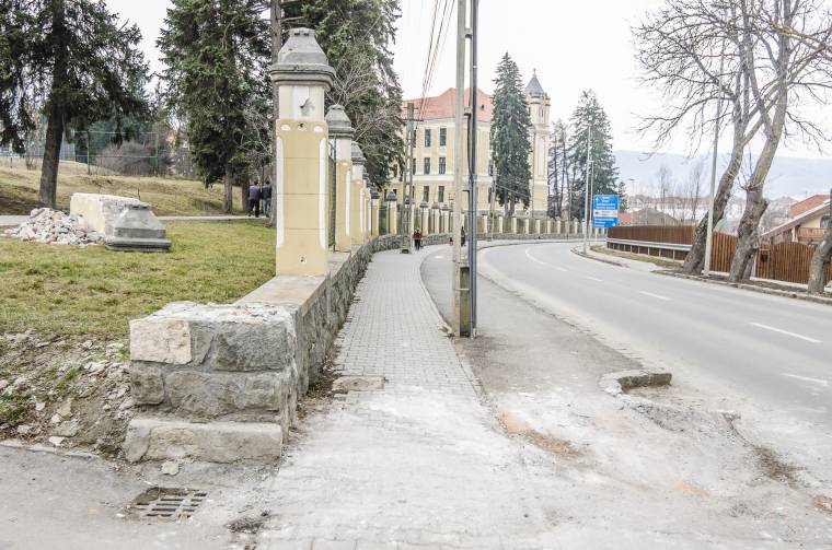 Rosszul kiszámított kanyarbevétel