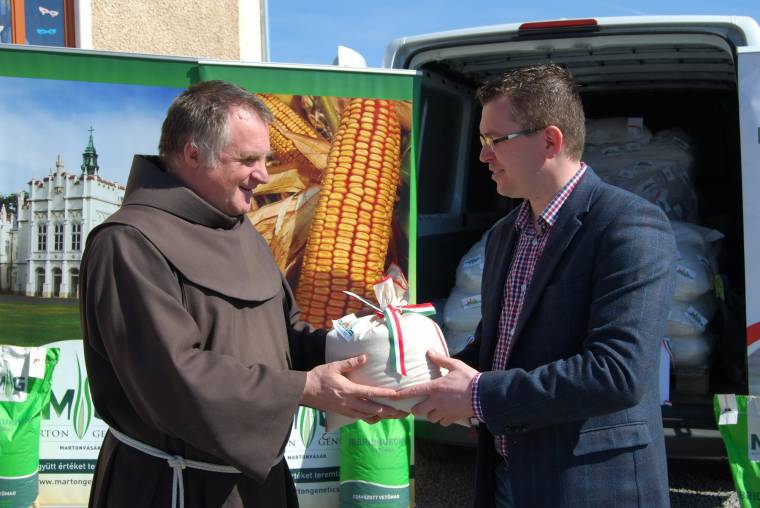 Vetőmagot kapott adományként a Dévai Szent Ferenc Alapítvány