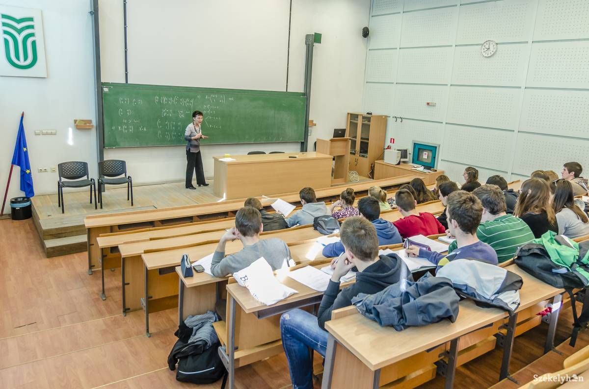 •  Fotó: Veres Nándor