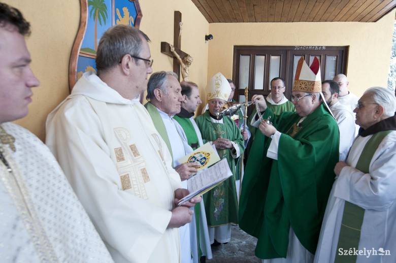 Áldás a hargitafürdői kolostorra (archív felvétel) •  Fotó: Kristó Róbert