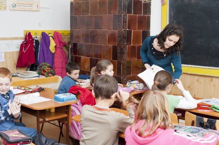 Válasz a diáklétszám csökkenésének kérdésére: összevont osztály