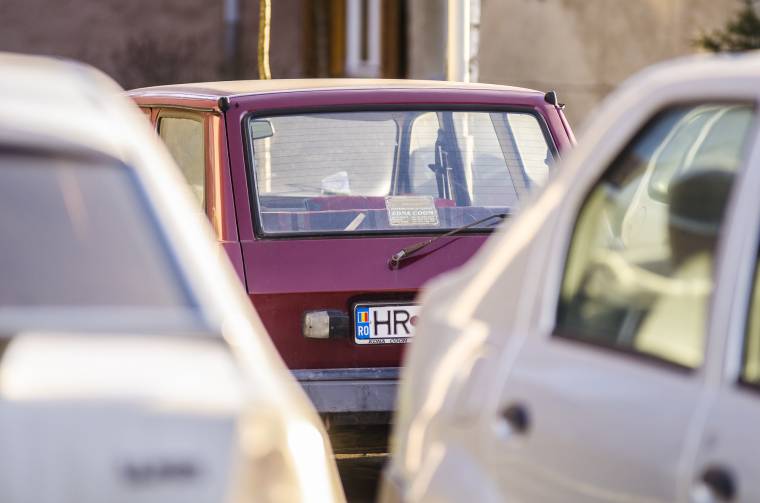 Akkumulátortolvajokat fogtak