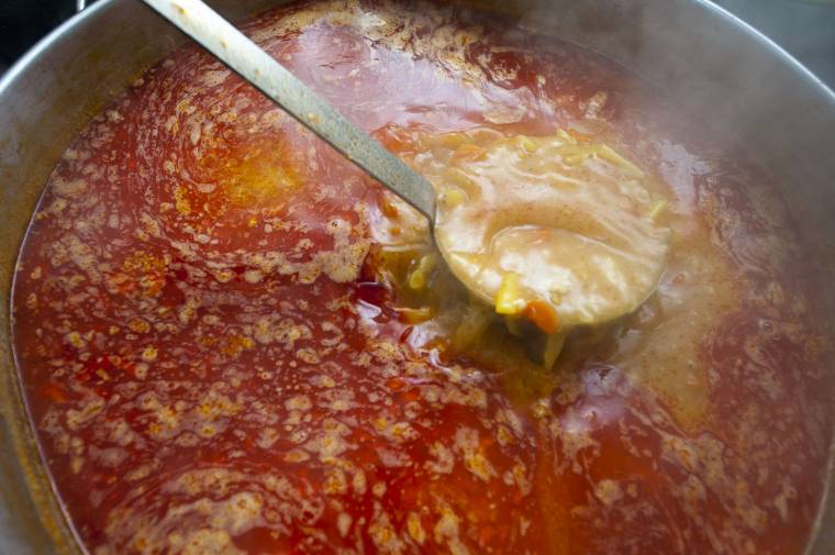 Ingyenes étkezést és szállást kaphatnak a szakiskolások