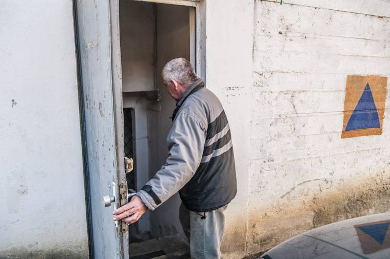 Arafat: fokozottan ellenőrzik a polgári óvóhelyek állapotát Romániában