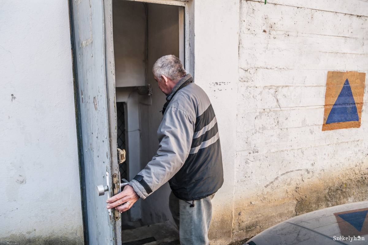 A tömbházakban lévő óvóhelyeket át kell rendezni, és vissza kell állítani rendeltetésszerű használatukat •  Fotó: Veres Nándor