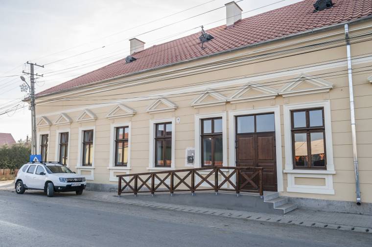 Bállal nyitnák meg a tatarozott jenőfalvi kultúrotthont