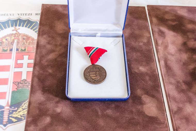 Magyar honvédeket tüntettek ki Csíkszentkirályon