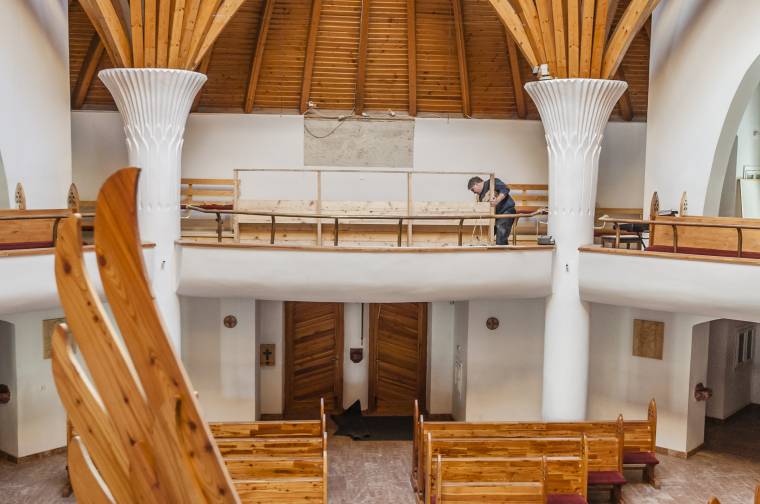 Orgonát építenek a Millenniumi templomban