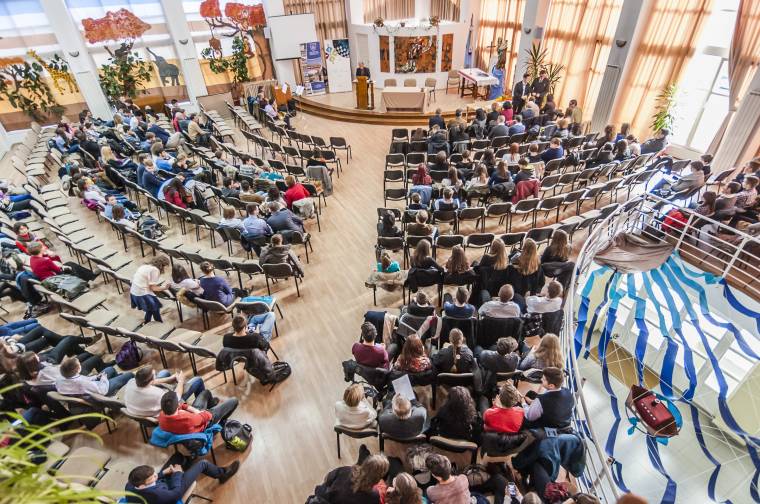 Diákokat és tanárokat díjaztak