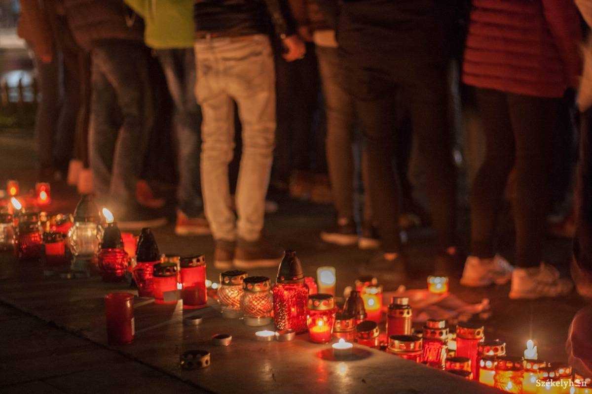 &bullet;  Fotó: Pinti Attila