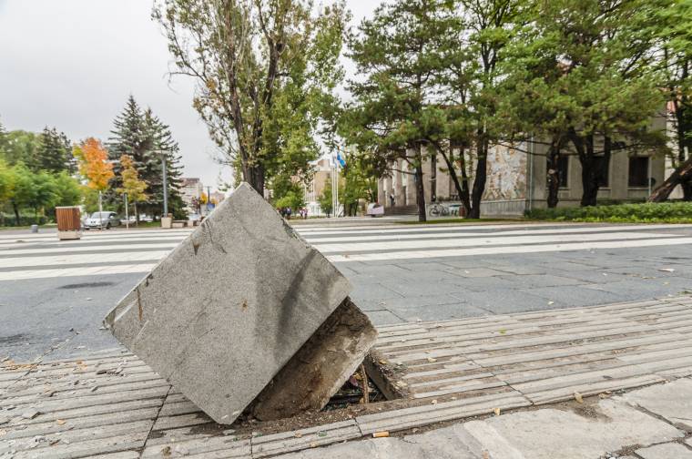 Folyamatos javításra szorul az utcabútorzat