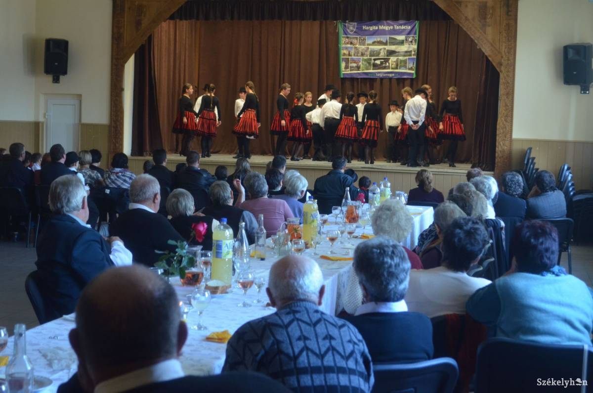 &bullet;  Fotó: Iochom Zsolt