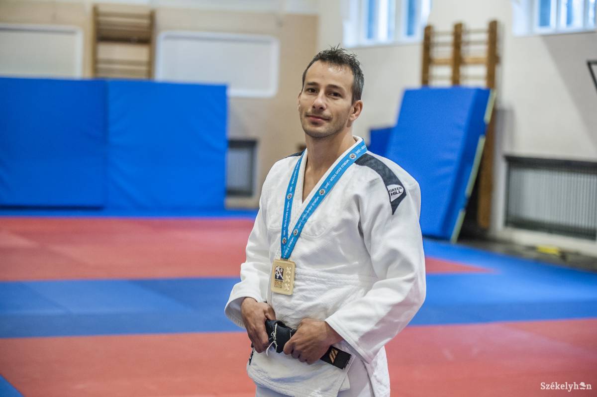 &bullet;  Fotó: Veres Nándor