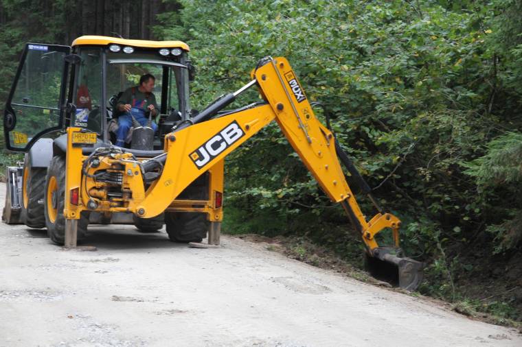 Elkezdődött a büdösfürdői út javítása
