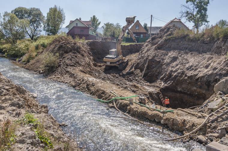 Alapozási munkálatok idén, kész híd jövőre