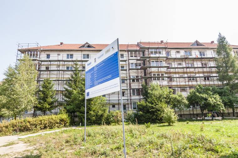 Újabb tömbházak hőszigetelésére pályáznak Csíkszeredában