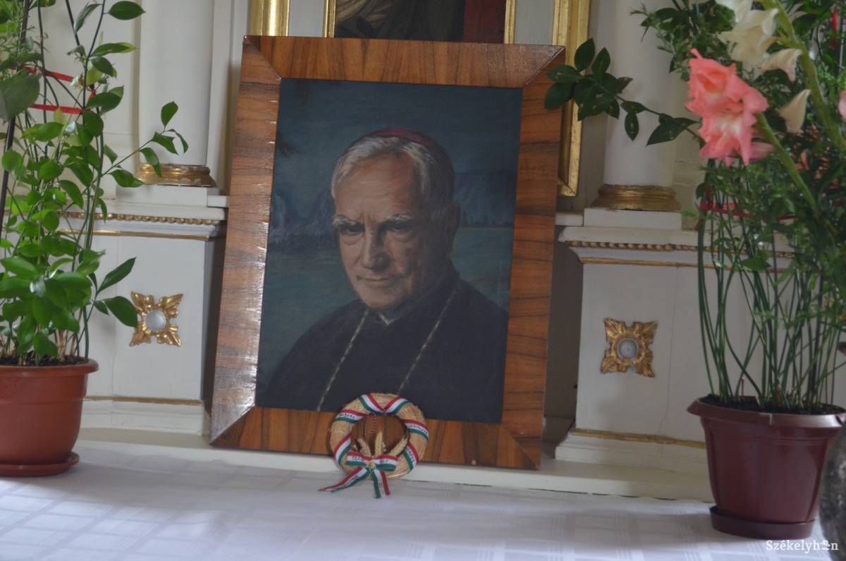 &bullet;  Fotó: Iochom Zsolt