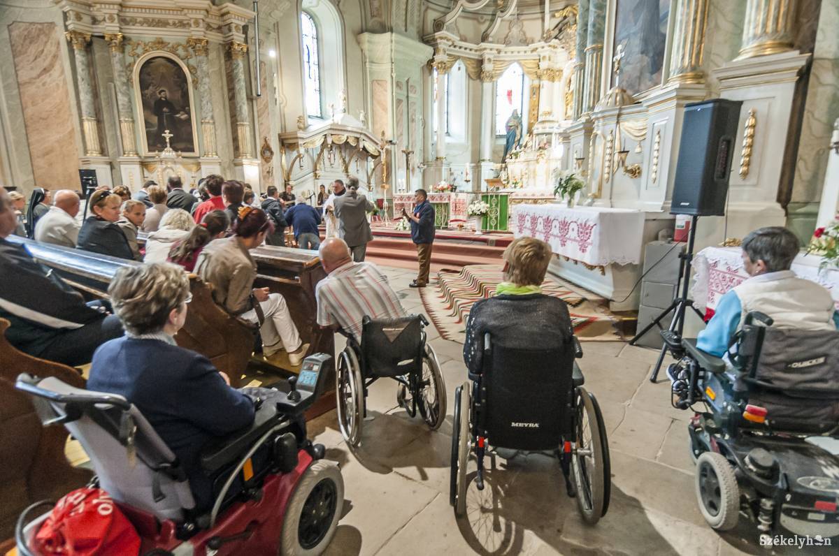 &bullet;  Fotó: Veres Nándor