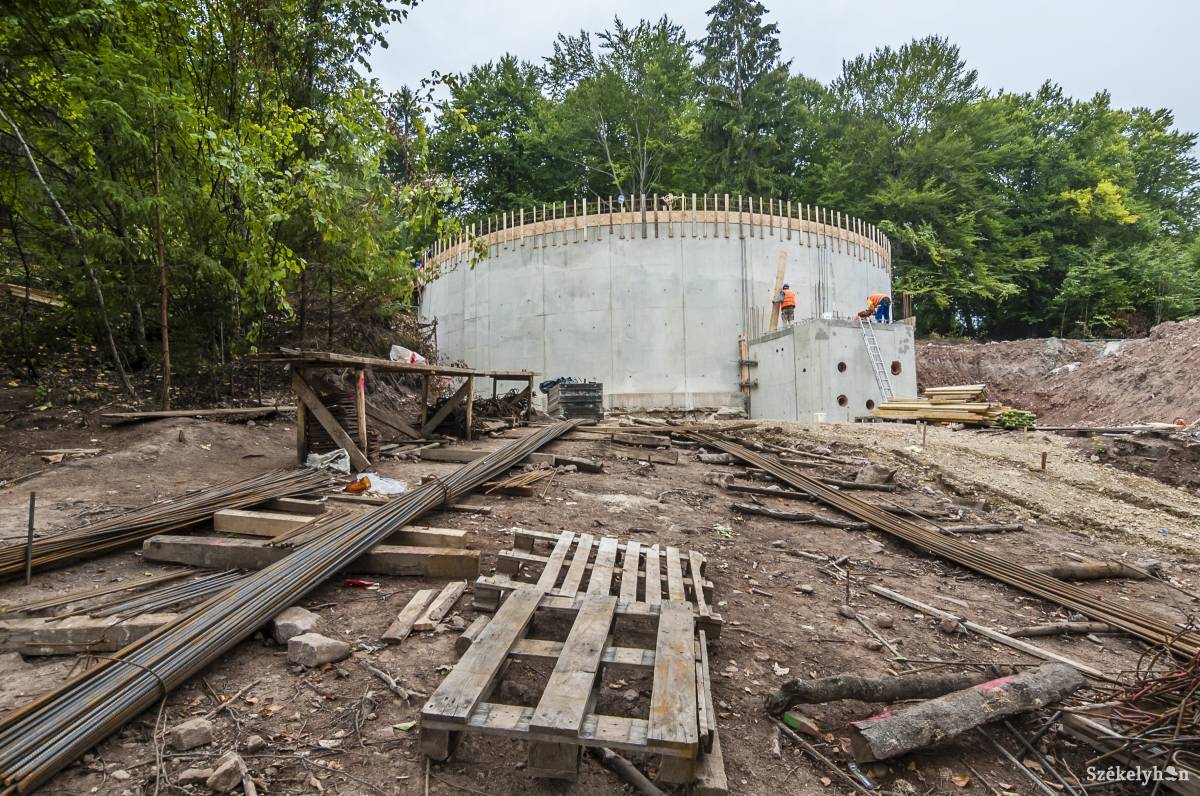 &bullet;  Fotó: Veres Nándor