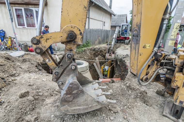 A csatlakozások számától függ, hogy emelni kell vagy sem a csatornadíjakat
