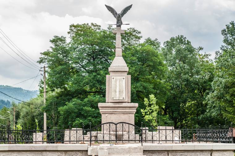Restaurálják a csíkszentgyörgyi emlékműveket