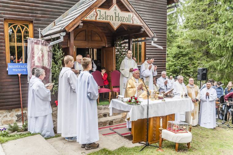 Kitüntetés Györgydeák Lajos nyugalmazott lelkésznek
