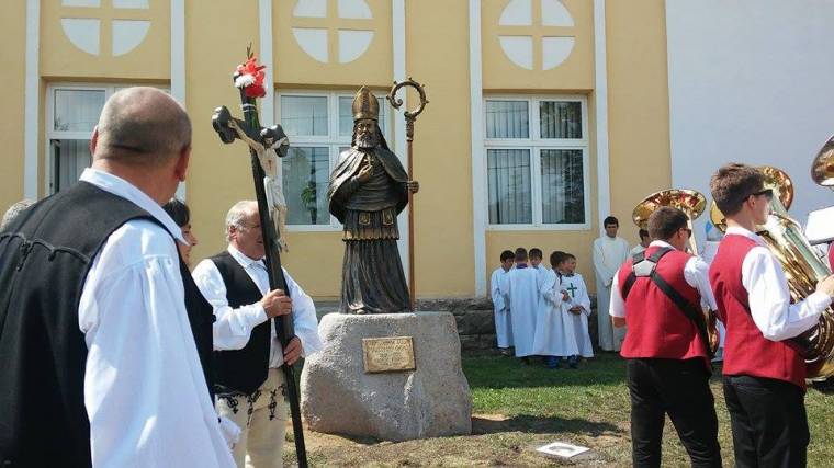 Megáldották Mártonffy György szobrát