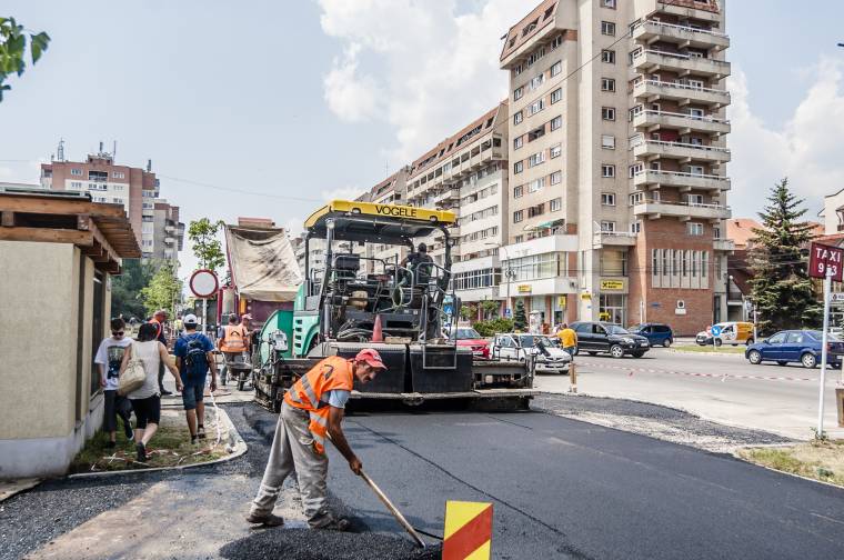 Nyári karbantartás közel négymillióból