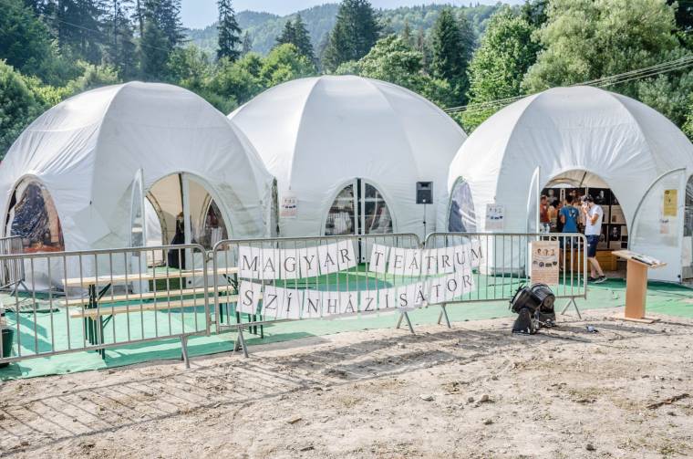 Idén is lesz Magyar Teátrum Sátor a tusnádfürdői szabadegyetemen