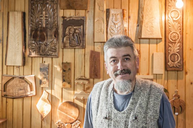 Török Csaba, a tehetséges fafaragó