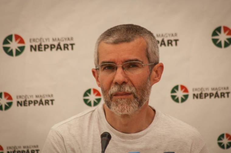 Árus: Románia vezetői elzárkóznak a párbeszédtől