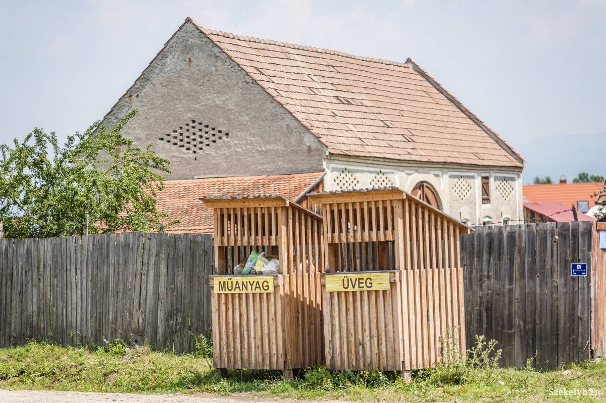 Arra ösztönöznék a madarasiakat, hogy ne szemetet, hanem hulladékot termeljenek. Archív •  Fotó: Veres Nándor