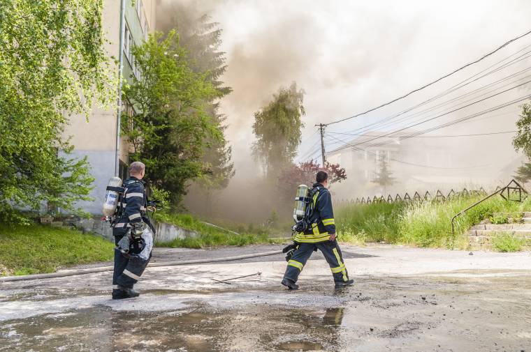 Beismerte a gyújtogatást egy fiatal