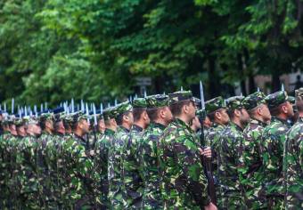 Kizárt a sorkatonai szolgálat visszaállítása Romániában a védelmi miniszter szerint