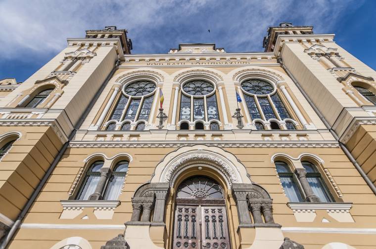 Az iskolaigazgató hajthatatlan, a szülői bizottság lemondott