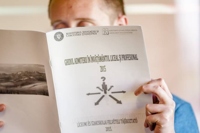 Minden nyolcadikos megkapja a tájékoztató kiadványt
