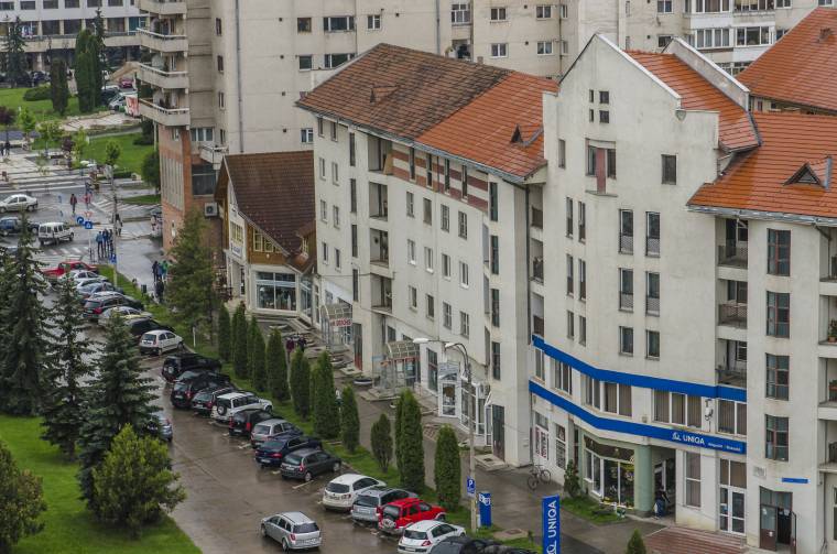 Önkormányzati bérlakások adósságokkal
