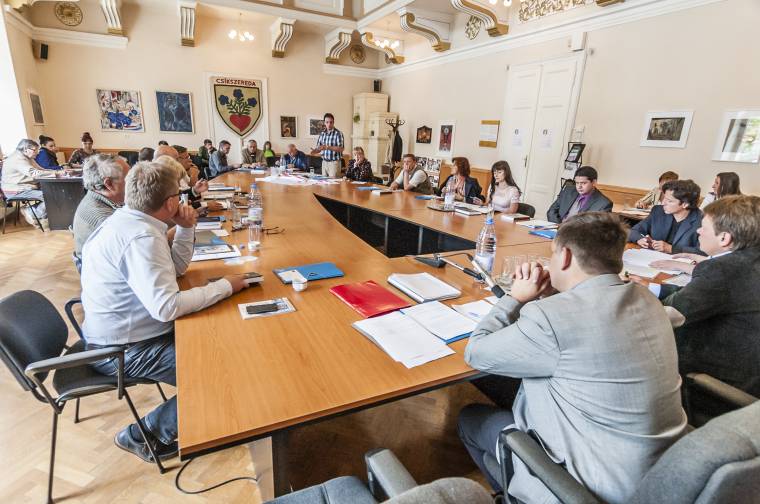 Mennyit keresnek Csíkszereda önkormányzati képviselői?