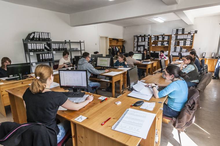 Folyik a Szülőföldön magyarul iratcsomóinak feldolgozása