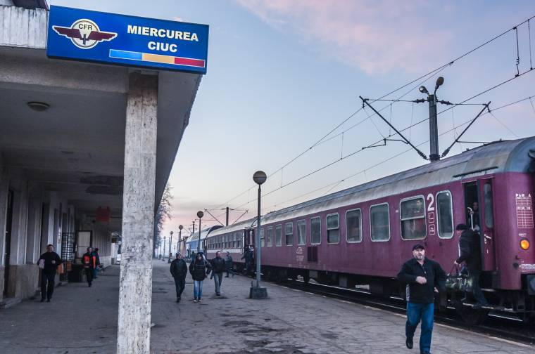 Bővült a szerelvény, csökkent a zsúfoltság a reggeli vonaton