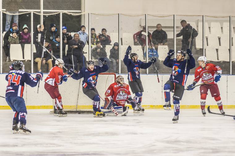 Hátrányban a Progym, építkezik a HSC