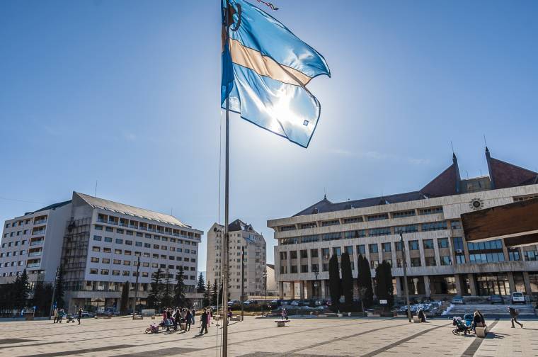 Jelképhasználat: regionális megoldást javasol az RMDSZ és az MPP is