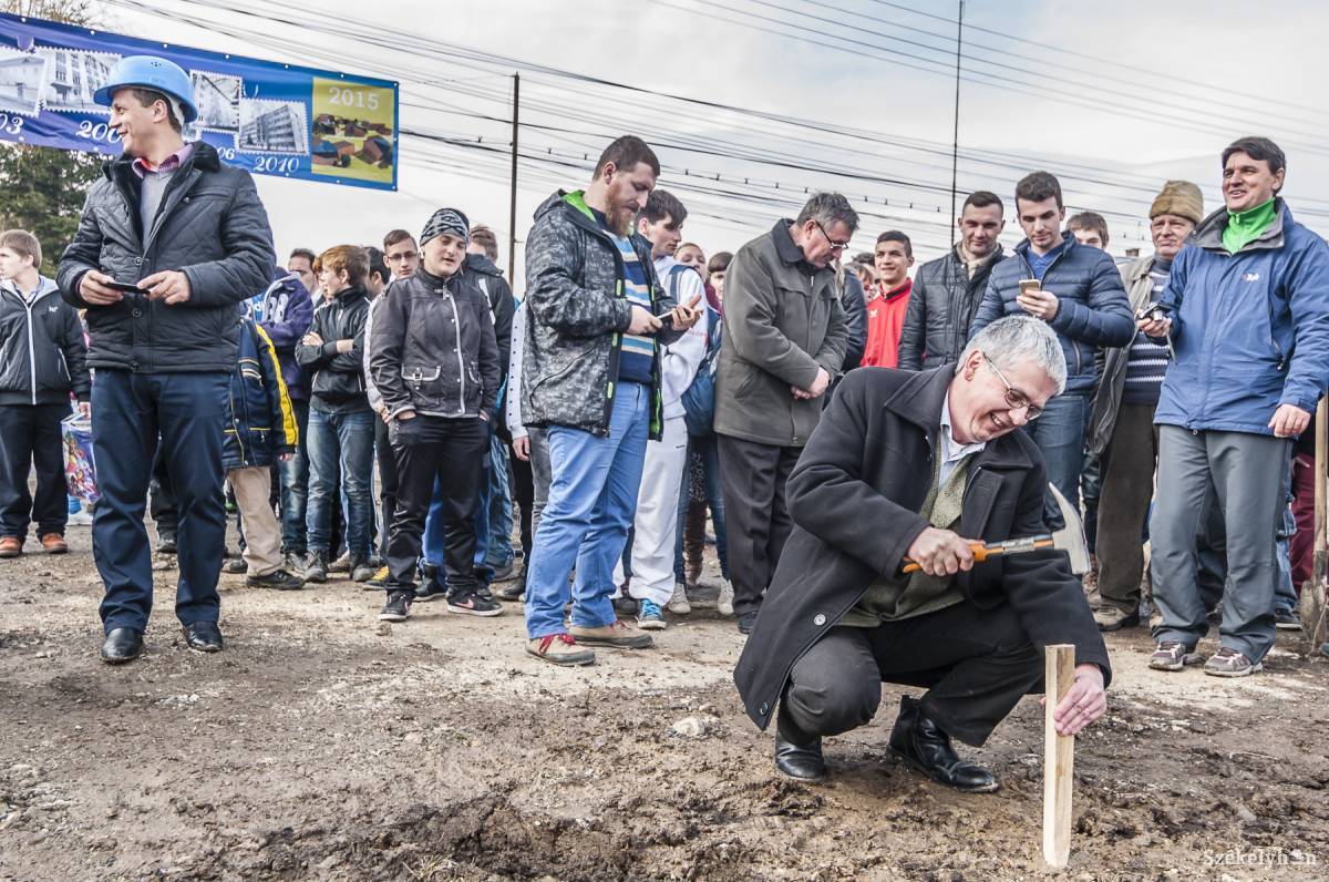 &bullet;  Fotó: Veres Nándor