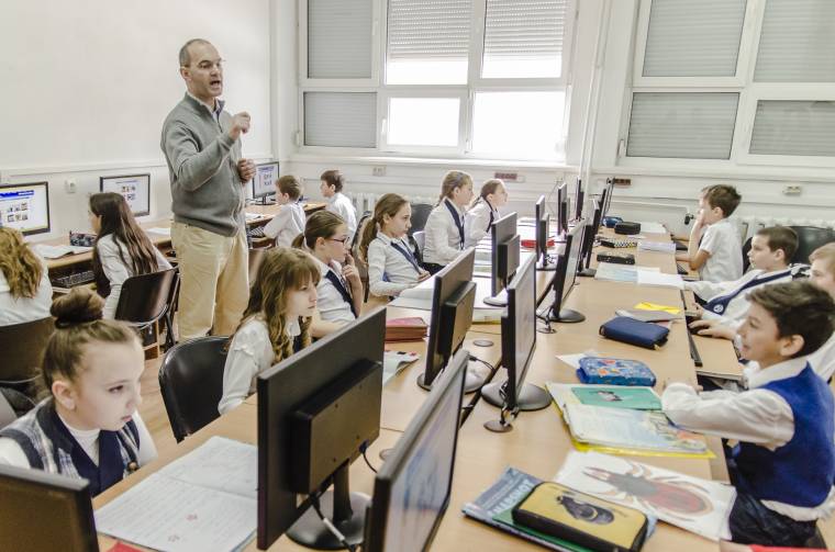 Lehet pályázni a pedagógusi érdemfokozatokra