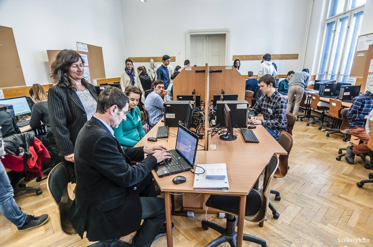 &bullet;  Fotó: Veres Nándor